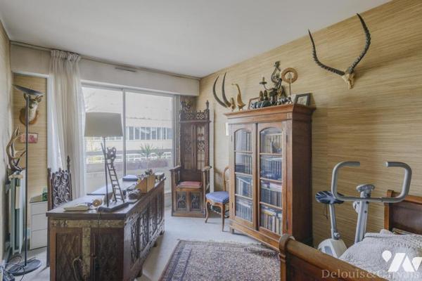 Vente T5 de 113.68 m² avec un très grand balcon