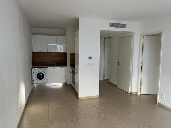 Mandelieu-la-Napoule (06210) APPARTEMENT T2 DANS RESIDENCE RECENTE