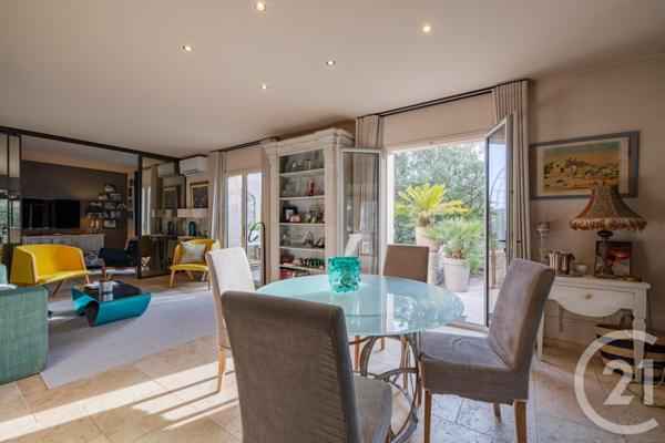 Maison à vendre  7 pièces - 331 m2 STE MAXIME - 83