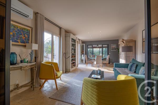 Maison à vendre  7 pièces - 331 m2 STE MAXIME - 83