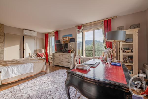 Maison à vendre  7 pièces - 331 m2 STE MAXIME - 83