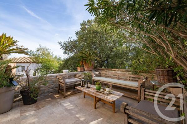 Maison à vendre  7 pièces - 331 m2 STE MAXIME - 83