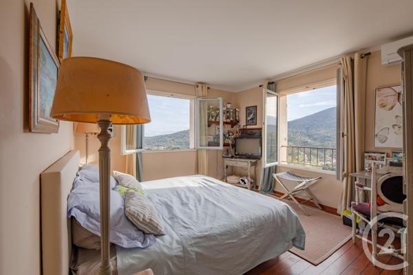 Maison à vendre  7 pièces - 331 m2 STE MAXIME - 83