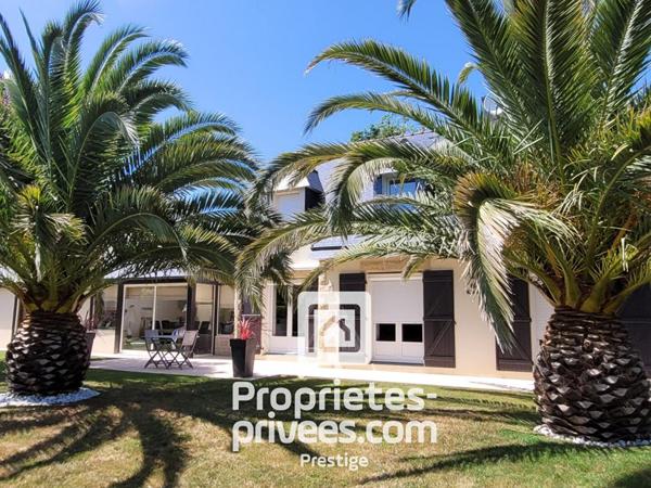 FOUESNANT 29170 - Demeure avec piscine intérieure 4 chambres