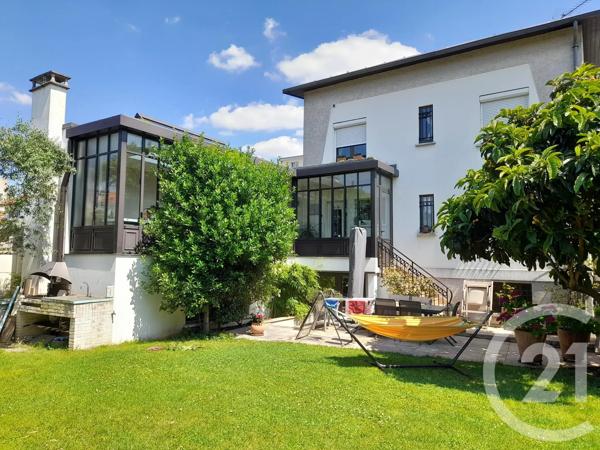 Maison à vendre  6 pièces - 156,43 m 2   LE BLANC MESNIL  - 93