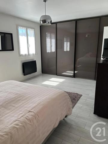 Maison à vendre  6 pièces - 156,43 m 2   LE BLANC MESNIL  - 93
