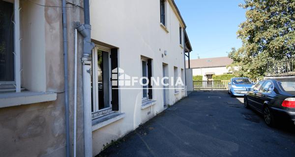 À vendre Studio 29.9 m² - Melun 77000