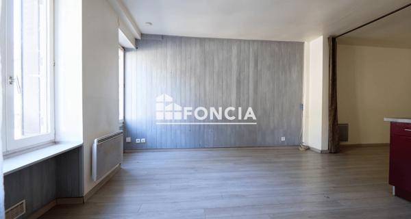 À vendre Studio 29.9 m² - Melun 77000