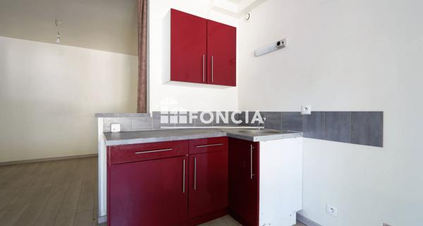À vendre Studio 29.9 m² - Melun 77000