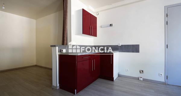 À vendre Studio 29.9 m² - Melun 77000