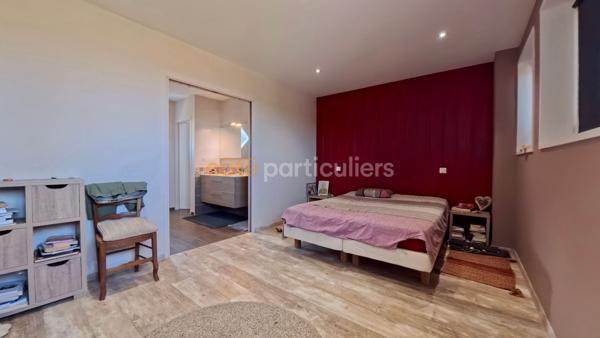 Vente
                Maison170 m² - 6 Pièces -
                    TALMONT SAINT HILAIRE (85440)
