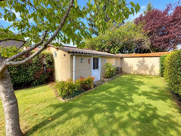 Maison Chaumont En Vexin 4 pièce(s) 55 m2 + terrain + petite dépendance