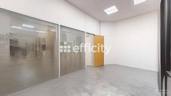 Local Commercial - 135 m² Exclusivité efficity