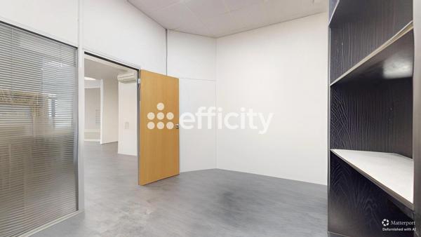 Local Commercial - 135 m² Exclusivité efficity