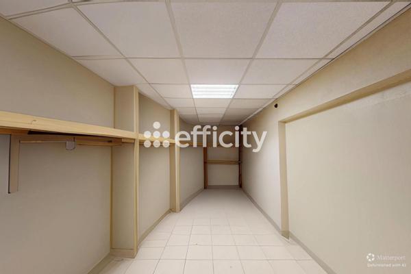 Local Commercial - 135 m² Exclusivité efficity
