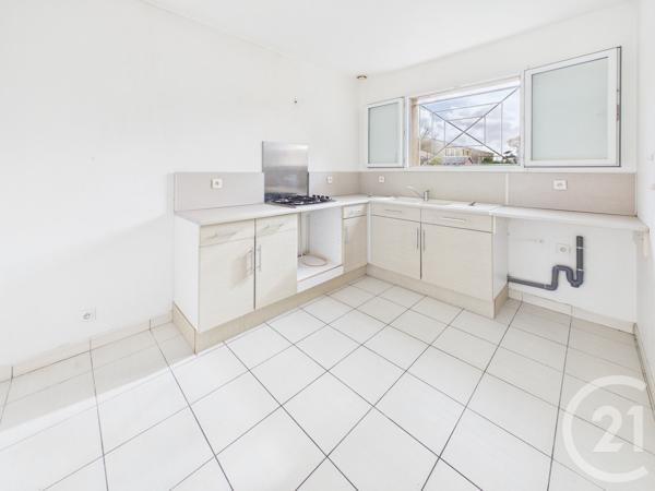 Maison à vendre  4 pièces - 86,39 m 2   CREON  - 33
