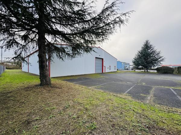 Local d'activité 860 m²