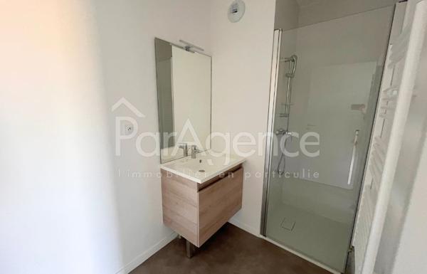 Appartement T4 neuf avec balcon Résidence récente Royan