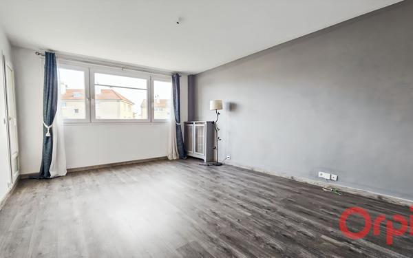 Appartement à vendre    3 pièces • 71 m2 Ermont