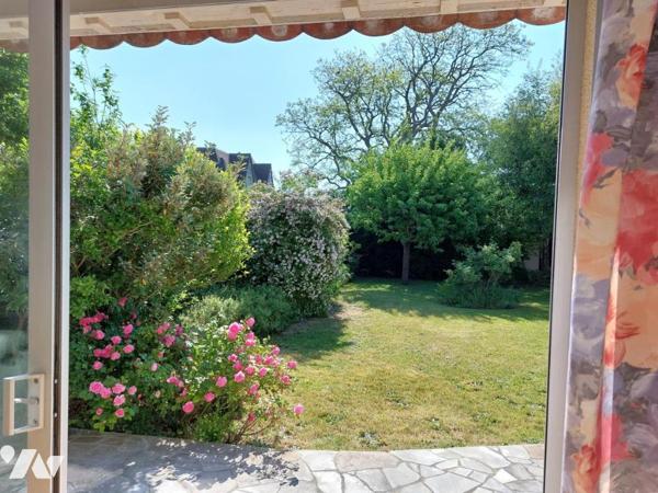 Sur 1200m² de terrain, propriété à 500m de la Mer