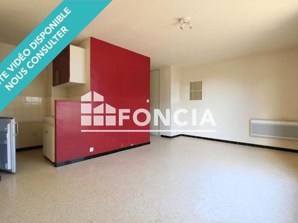 Location Studio 24.14 m² - 15 RUE DES CHASSAINTES Nimes 30900