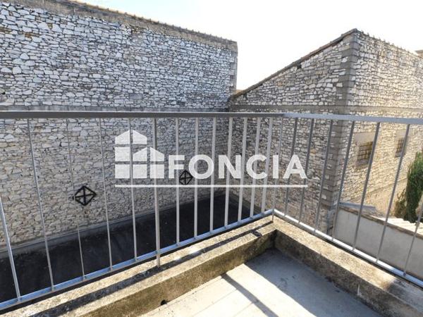 Location Studio 24.14 m² - 15 RUE DES CHASSAINTES Nimes 30900