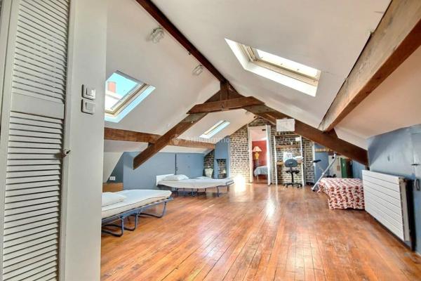 Vente                                                      Maison
                        
                     8 pièces                      171 m2                     à Asnières-sur-Seine
