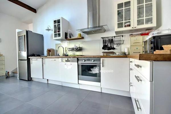 Vente                                                      Maison
                        
                     8 pièces                      171 m2                     à Asnières-sur-Seine