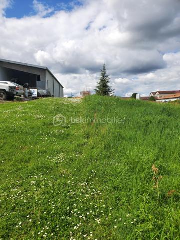 Terrain de 3 560 m²