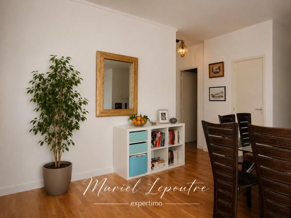 Breteuil Duroc PARIS 7ème - 2 pièces 59 m2 - Balcon Filant - Cave- Parking