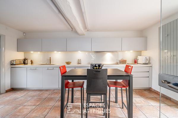 Ancienne tonnellerie avec vue à Pollionnay