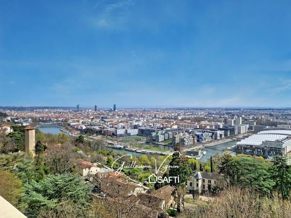 T5 vue panoramique au centre de Sainte Foy