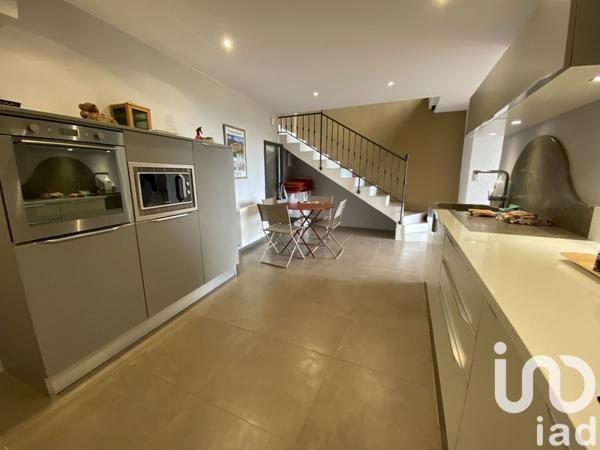 Maison à vendre 6 pièces 157 m² Vaison-la-Romaine