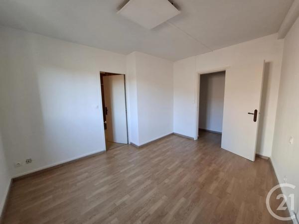 Appartement F4 à vendre  4 pièces - 150,51 m 2   CASTRES  - 81