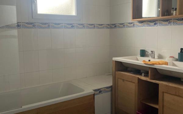 Maison à louer    5 pièces •  Anglet