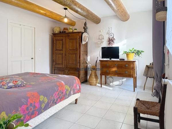 Saint-Romain-en-Viennois (84110) ENSEMBLE IMMOBILIER de 470 m2 habitables AVEC GITES-PISCINE- à 5 Min de VAISON-LA-ROMAINE