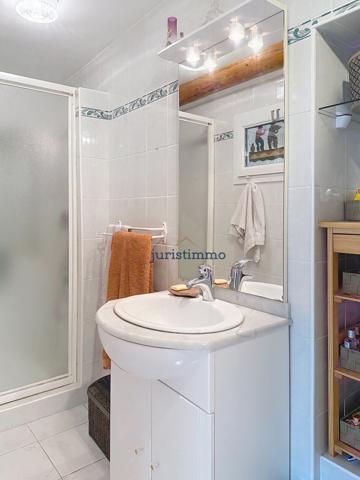 Saint-Romain-en-Viennois (84110) ENSEMBLE IMMOBILIER de 470 m2 habitables AVEC GITES-PISCINE- à 5 Min de VAISON-LA-ROMAINE