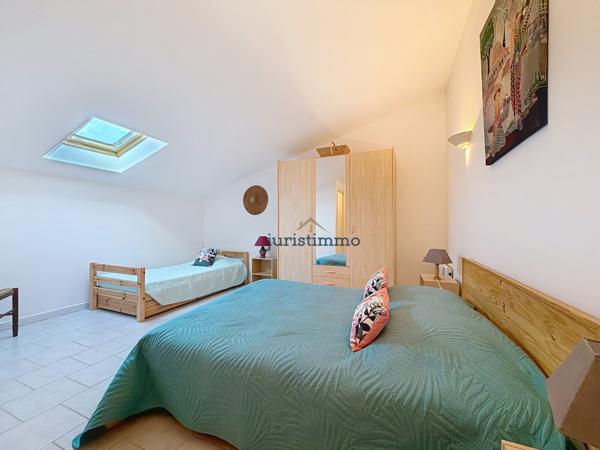 Saint-Romain-en-Viennois (84110) ENSEMBLE IMMOBILIER de 470 m2 habitables AVEC GITES-PISCINE- à 5 Min de VAISON-LA-ROMAINE