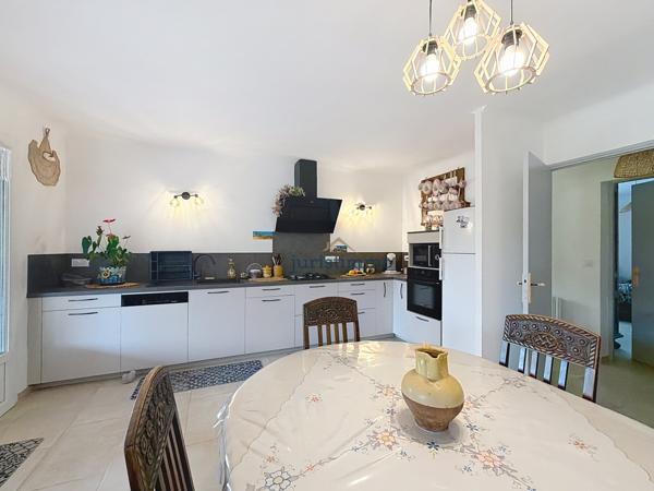 Saint-Romain-en-Viennois (84110) ENSEMBLE IMMOBILIER de 470 m2 habitables AVEC GITES-PISCINE- à 5 Min de VAISON-LA-ROMAINE