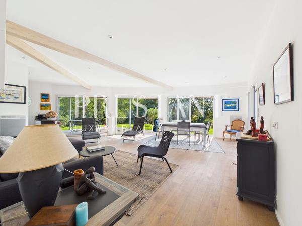 Bidart – Maison contemporaine avec piscine et vue montagne, BIDART