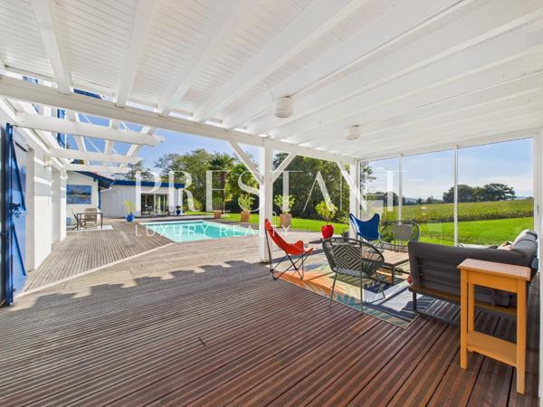 Bidart – Maison contemporaine avec piscine et vue montagne, BIDART