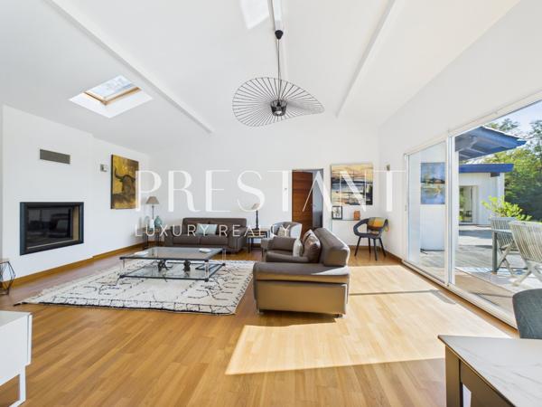 Bidart – Maison contemporaine avec piscine et vue montagne, BIDART
