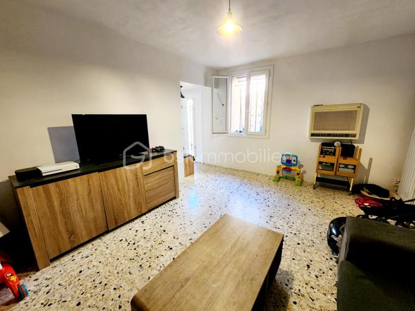 Maison de village de 80 m²