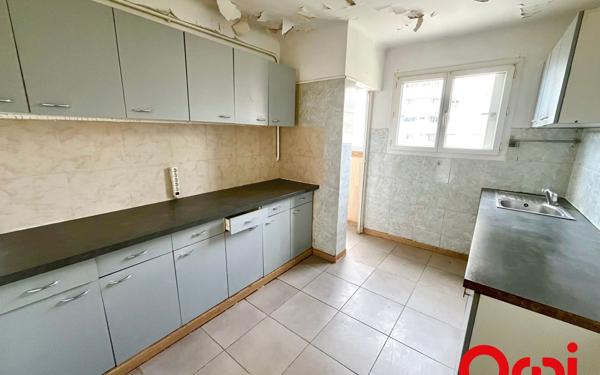 Appartement à vendre    3 pièces • 57,64 m2 Marseille 11