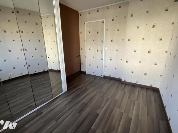 PLOEMEUR - LE FORT BLOQUÉ - Maison de plain pied de 77m² avec dépendance de 20m² la plage à pied