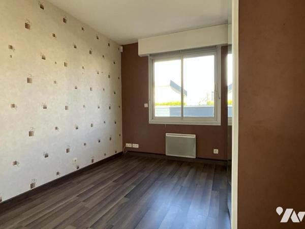 PLOEMEUR - LE FORT BLOQUÉ - Maison de plain pied de 77m² avec dépendance de 20m² la plage à pied