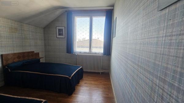 Maison individuelle à vendre à Bressuire dans les Deux-Sèvres (79300), ref : 79025-292-79025