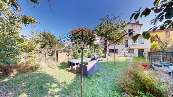 Maison spacieuse à vendre aux Pavillons sous Bois - 4 chambres et jardin