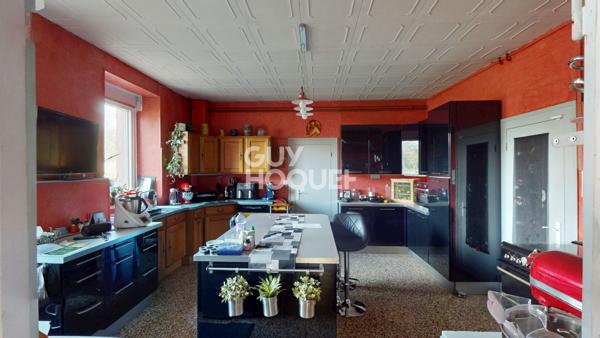 Demeure Bethonvilliers 7 pièces 217 m2