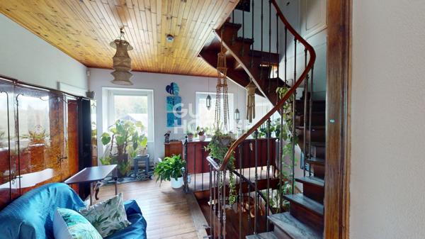 Demeure Bethonvilliers 7 pièces 217 m2